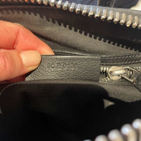 Givenchy Mini Antigona Grained in Black - Picture 9 of 9